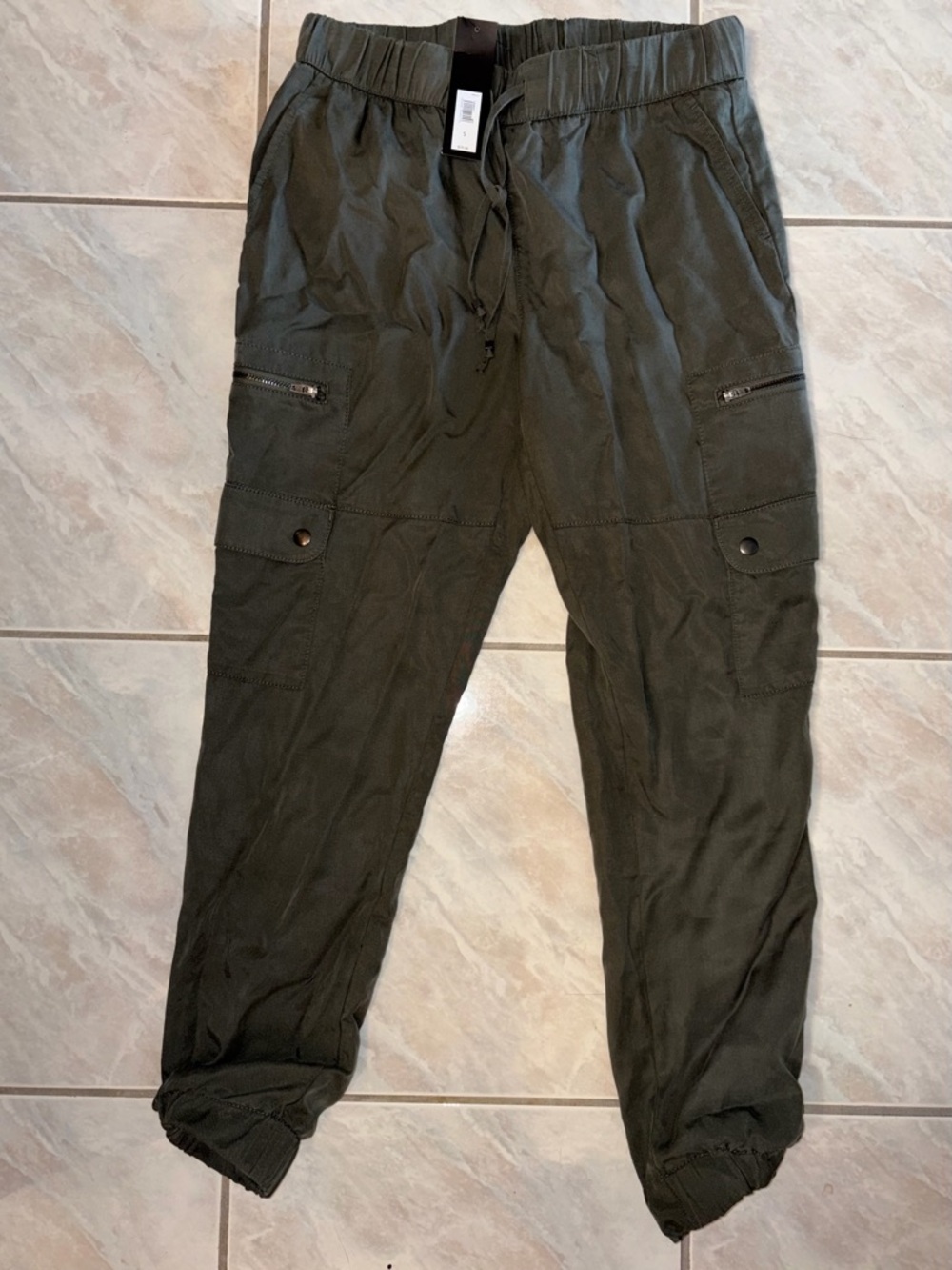 Womens Banana Republic Size Small Olive Green Joggers Pants Drawstring Waist NWT